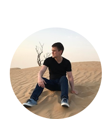 Курьер Артем